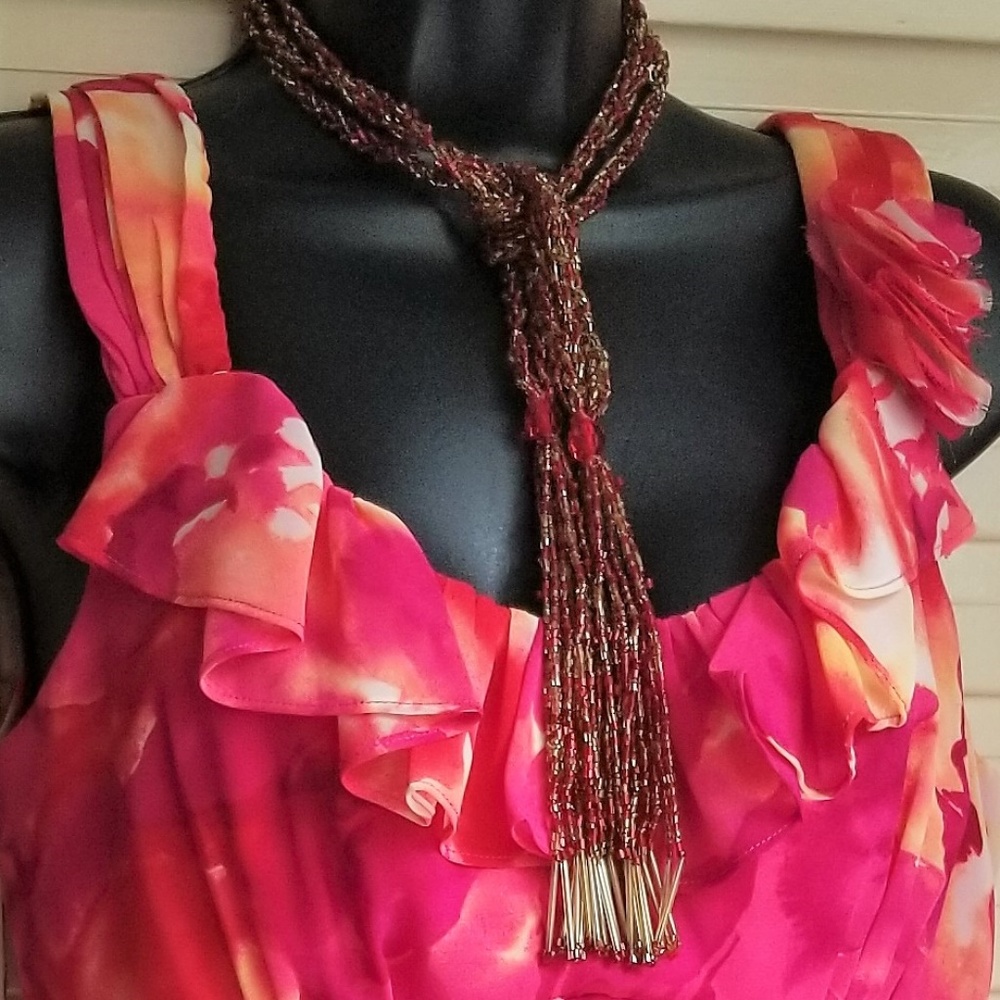 ✳Free w/ $10 purchase✳ Hand Beaded Necklace NWOT - Picture 7 of 7